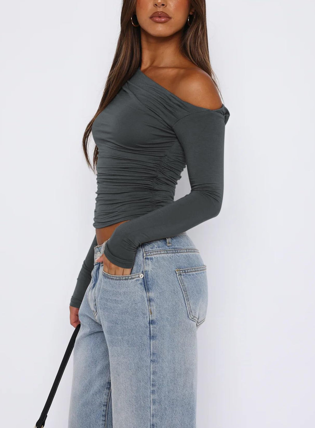 VIHTVIWE Womens Long Sleeve Off The Shoulder Tops Going Out Crop Tops Casual Y2K Slim Fit T Shirts